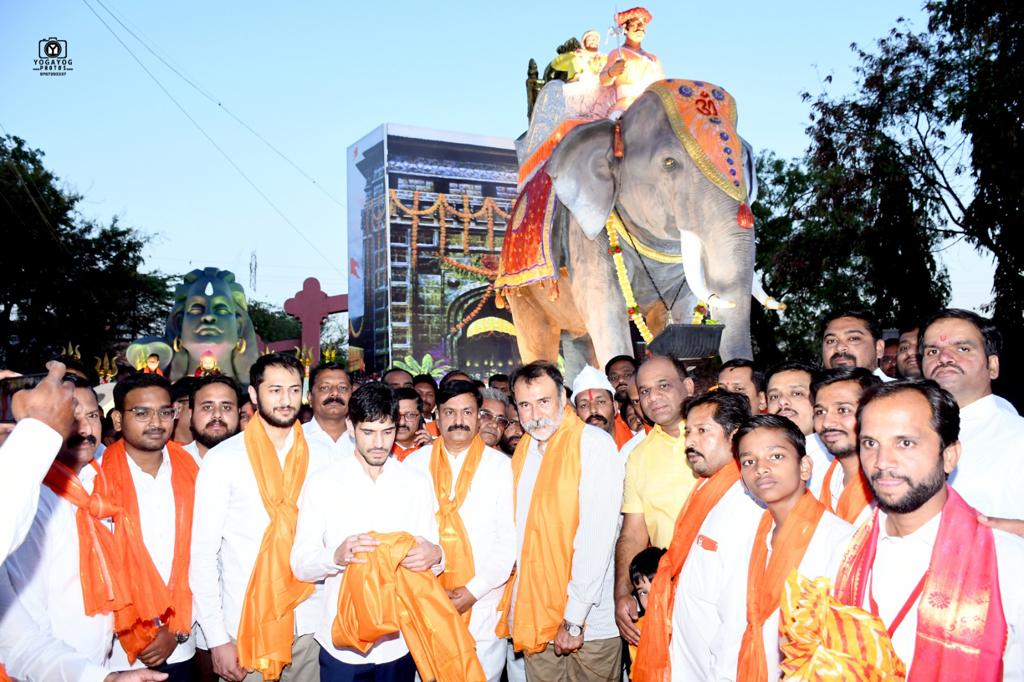 म्हसवड यात्रा अखेर रद्द; लांबूनच मिळणार रथाचे दर्शन