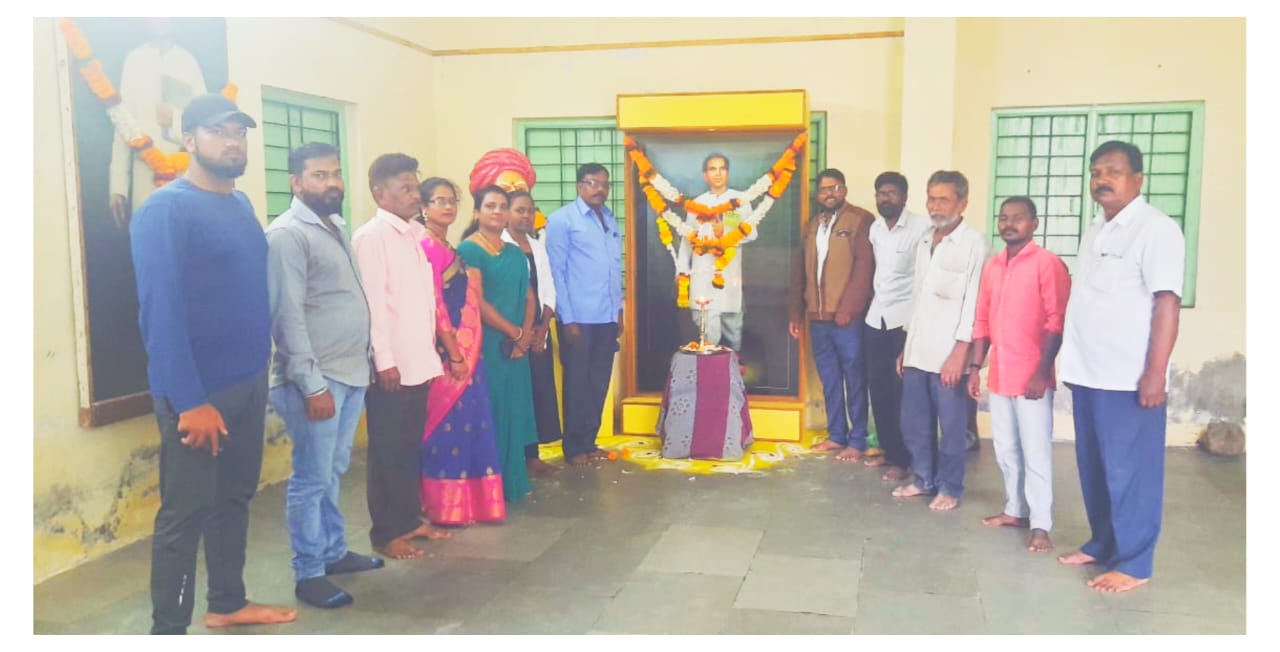 आण्णाभाऊ म्हणजे साहित्यातून उपेक्षितांच्या जगण्याचे वास्तव अधोरेखित करणारे जागतिक कीर्तीचे लेखक : भीमराव घोरपडे 