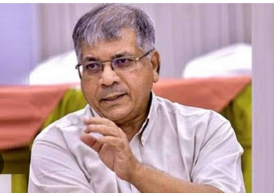 बाबा सिद्दीकी प्रकरणी महाराष्ट्र सरकारने राजीनामा द्यावा - ॲड. प्रकाश आंबेडकर