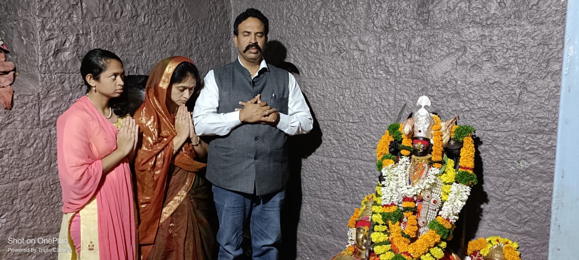 जिजामातानगर शाळेत आकाशकंदील निर्मिती कार्यशाळा 