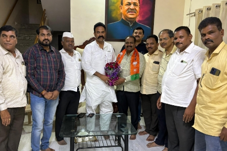 फलटण मध्ये राष्ट्रवादीला खिंडार :  धनगर समाजातील युवा नेतृत्व संदीप चोरमले  यांचा भाजपा प्रवेश  
