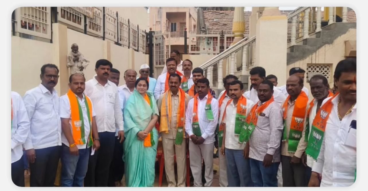 तरडगाव येथे राजेगटाला रामराम करीत शेकडो कार्यकर्ते भाजपमध्ये दाखल : ॲड. सौ.जिजामाला रणजितसिंह नाईक निंबाळकर यांनी दिला विकासाचा शब्द