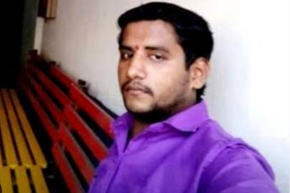 अक्षय शिंदेला योग्य न्याय..? निसर्गानेच  न्याय दिल्याची भावना : बदलापूर येथे आरोपीच्या मृत्यूनंतर फटाके वाजवून आनंद साजरा 