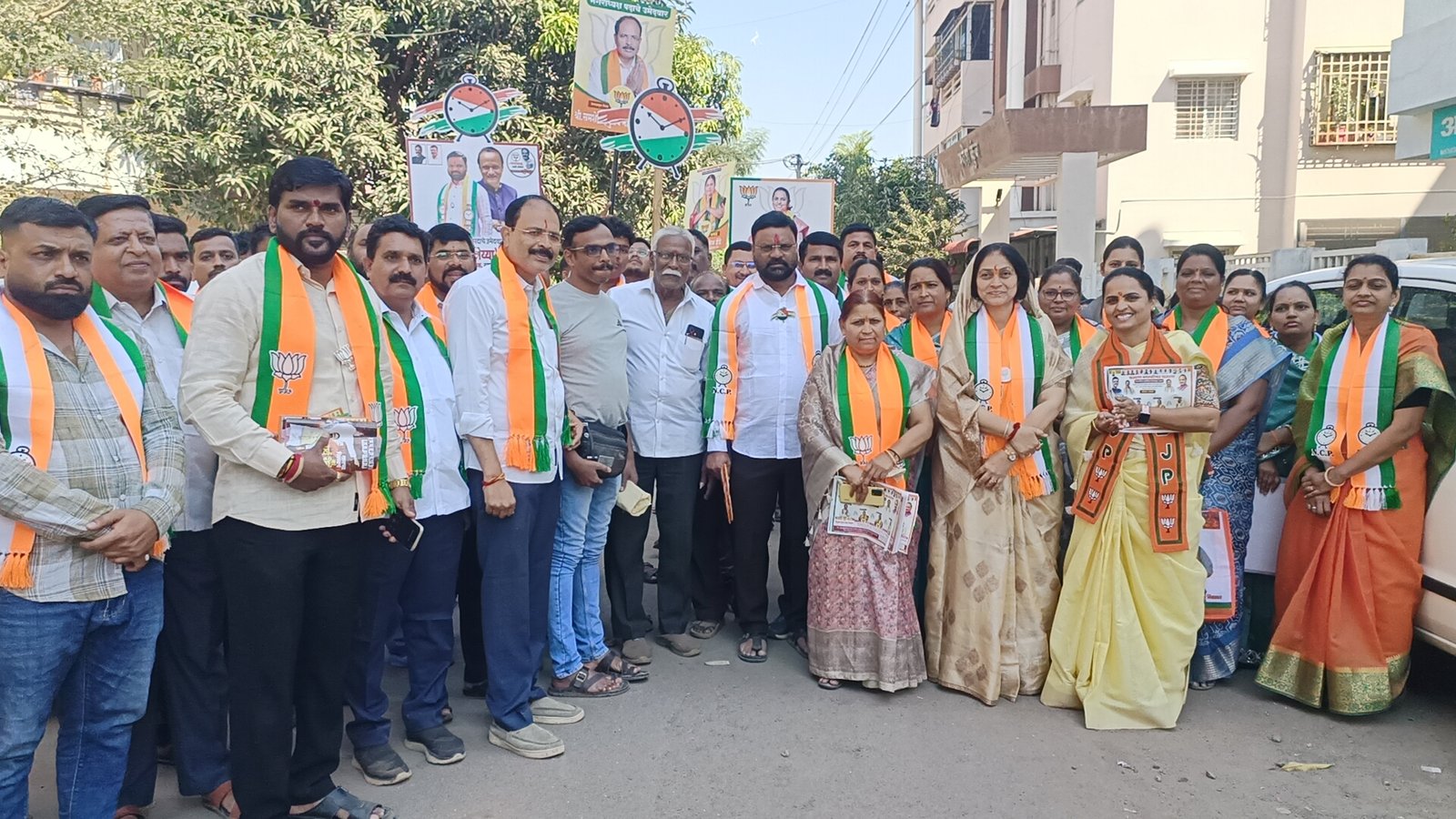 समशेरसिंह नाईक निंबाळकर यांचा मतदारांच्या गाठीभेटींवर भर