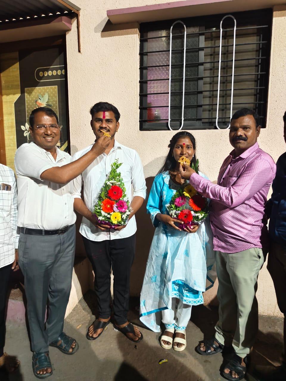 ऋतुराज भोसले यांची महावितरणच्या लेखापालपदी  तर प्रतीक्षा अहिवळे हिची ग्रामसेवकपदी निवड 