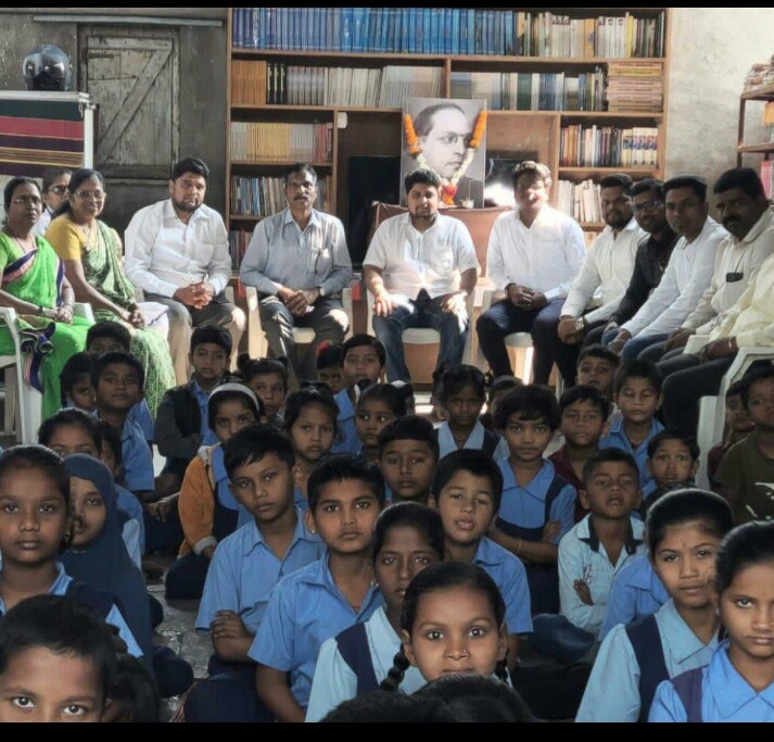 प्रबुद्ध विद्याभवन येथे डॉ. बाबासाहेब आंबेडकर महापरिनिर्वाण दिन संपन्न