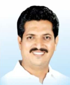 मरिआईची वाडी फाटा  येथे गोमांस घेवून निघालेली पिक-अप गाडी पकडली