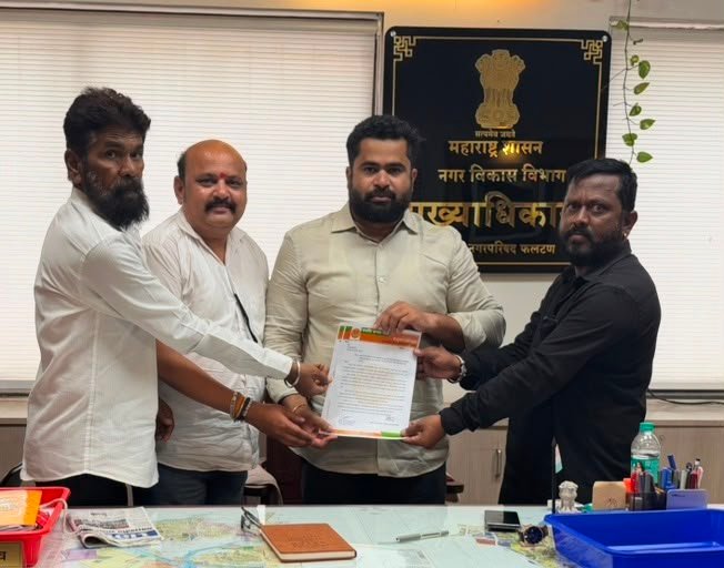 नवीन व्यावसायिक संकुलाला आद्य क्रांतिवीर राजे उमाजी नाईक यांचे नाव द्या 