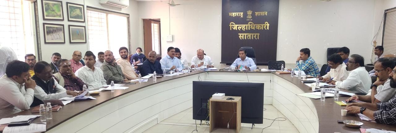 बनावट दस्त नोंद करणार्‍या दोघांवर गुन्हा